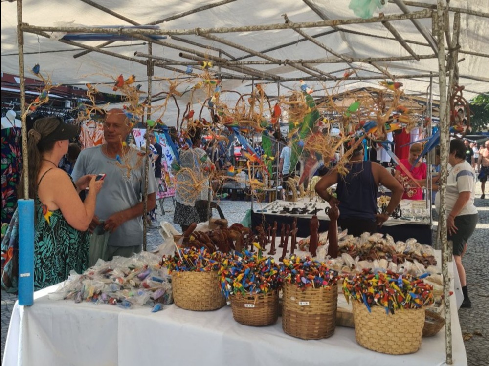 IPANEMA HIPPIE FAIR