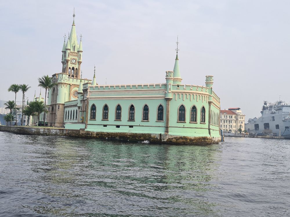 GUANABARA BAY TOUR